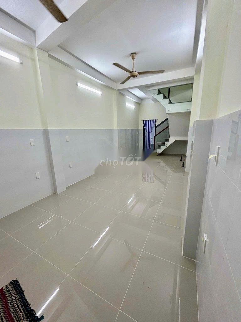 Nc Hà Tôn Quyền 3 x 9 meters 1 .1 floor 1 floor 1 bedroom