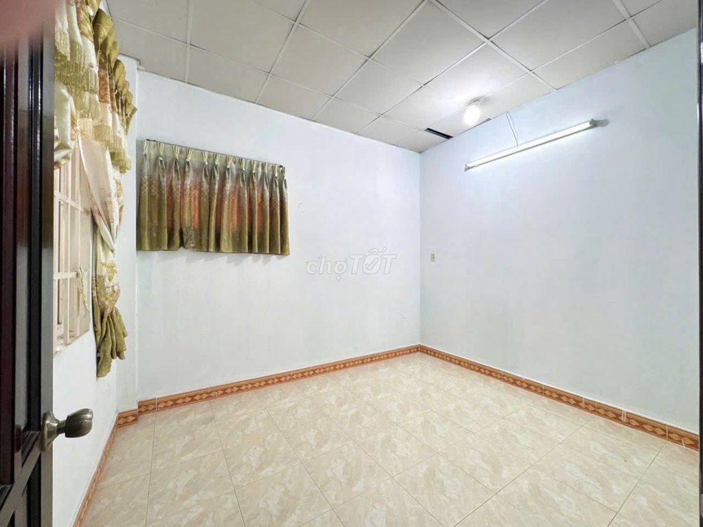 6x12 meters 60m2 1 .1 4th floor bedroom