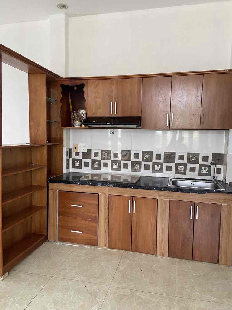To rent 4-price Thạnh Xuân 14.
