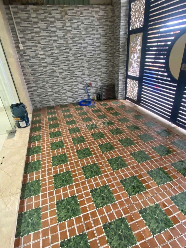 Rent a cheap cash house.