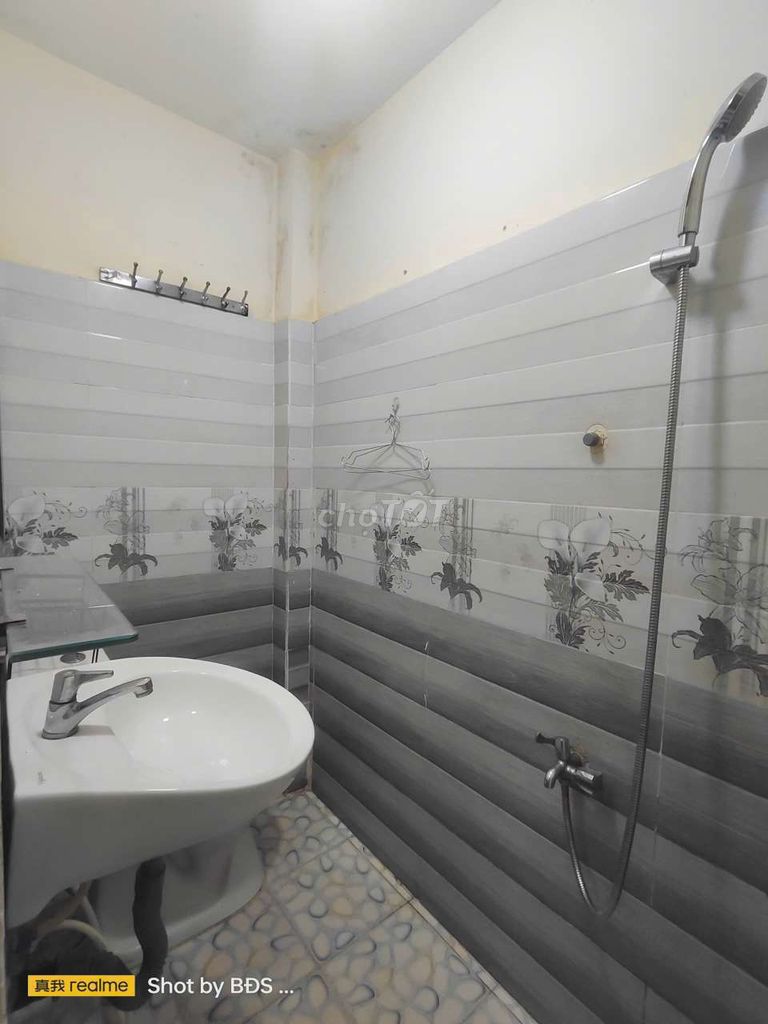 Rent a two-story pHiệp Bình Phước.4 million a month.