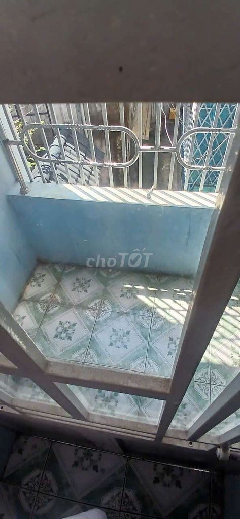 Two bedrooms, two toilets near Qq Market, University of Industrials.