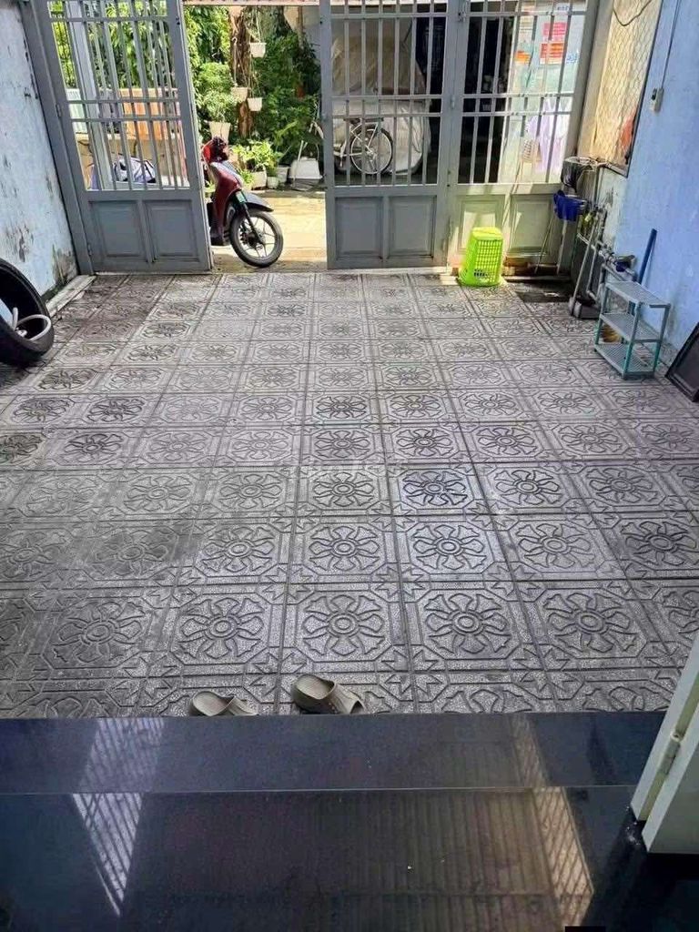số 8 Linh Xuân floor