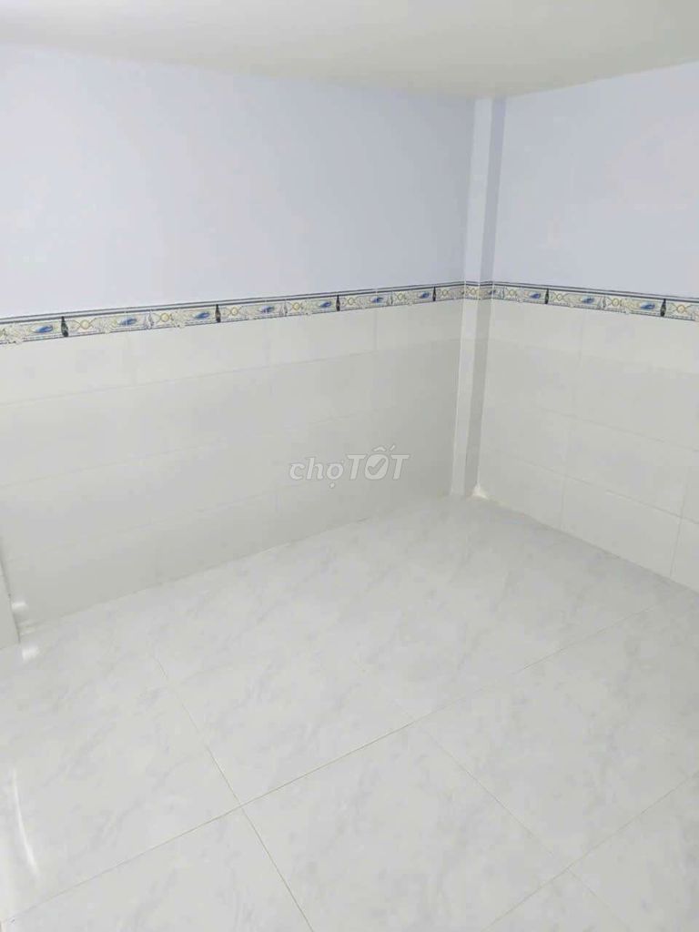 Rent the entire alley 861 Trần Xuân Soạn three bedrooms.