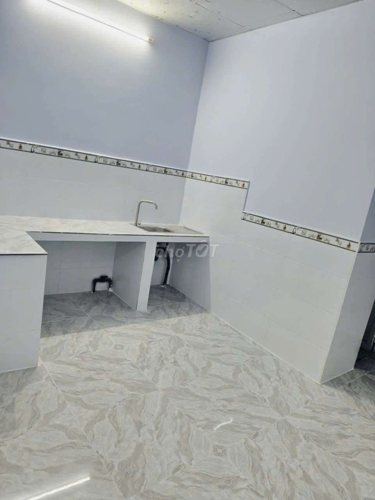 Rent the entire alley 861 Trần Xuân Soạn three bedrooms.