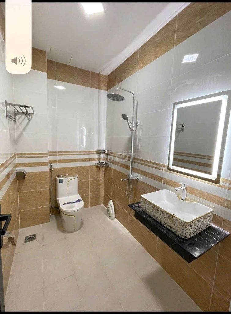 Houses are cheap; 4/15 cast 4 clean. The 56th Reciprocal Resolute B.Bình Tân