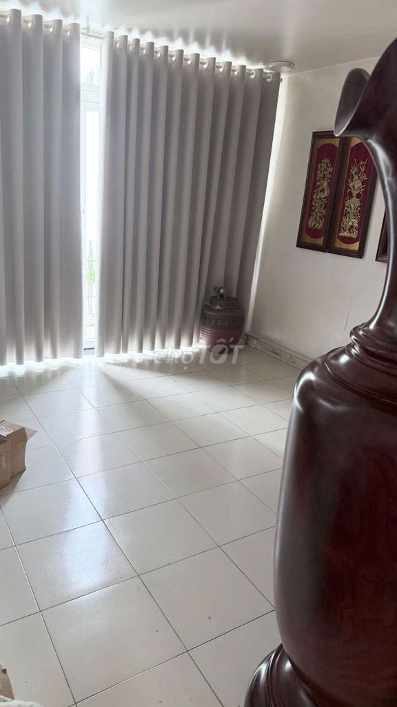 8 rooms. Trần Thái Tông. Tân Bình