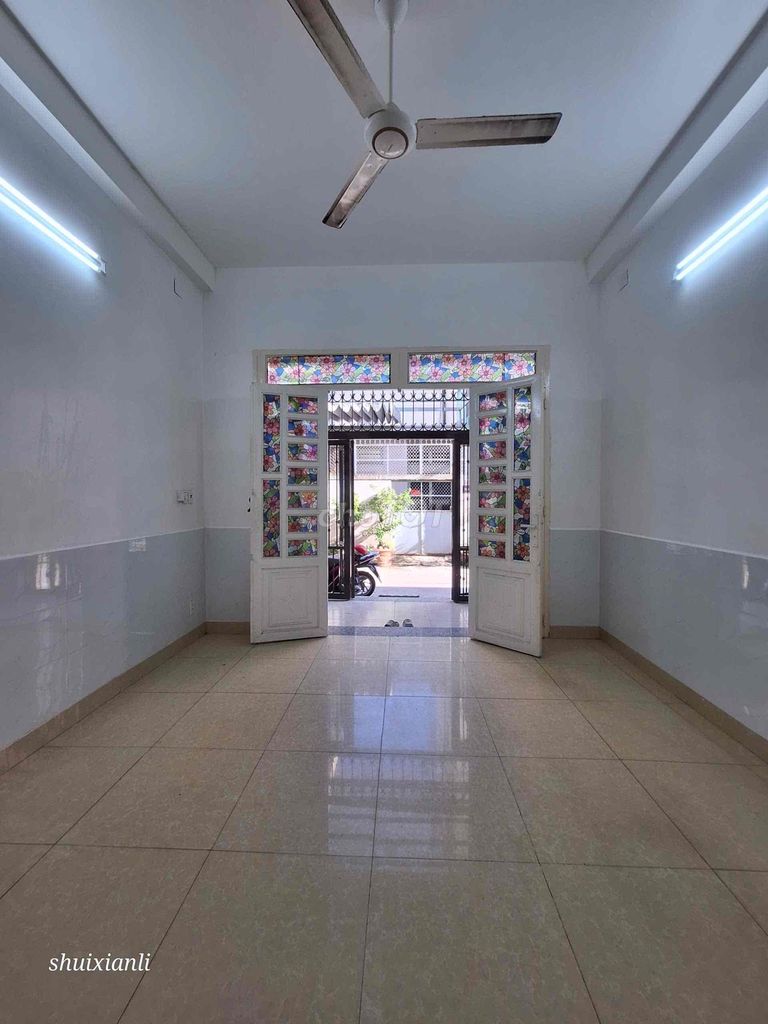 Liên khu 5-6 (4 x16 M) 2 rooms 750 million per month