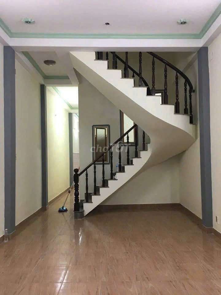 Rent 4 x 25 meters 1 4 bedroom Y picture hext Lê Trọng Tấn