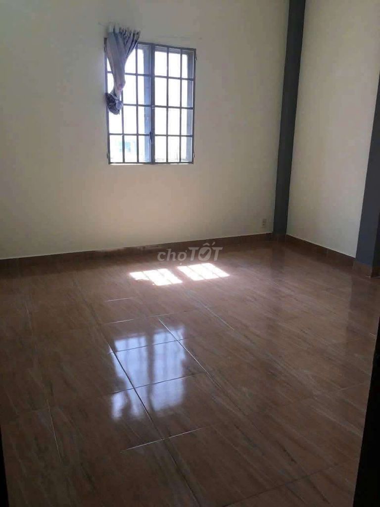 Rent 4 x 25 meters 1 4 bedroom Y picture hext Lê Trọng Tấn