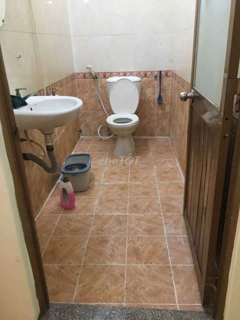 Rent 4 x 25 meters 1 4 bedroom Y picture hext Lê Trọng Tấn