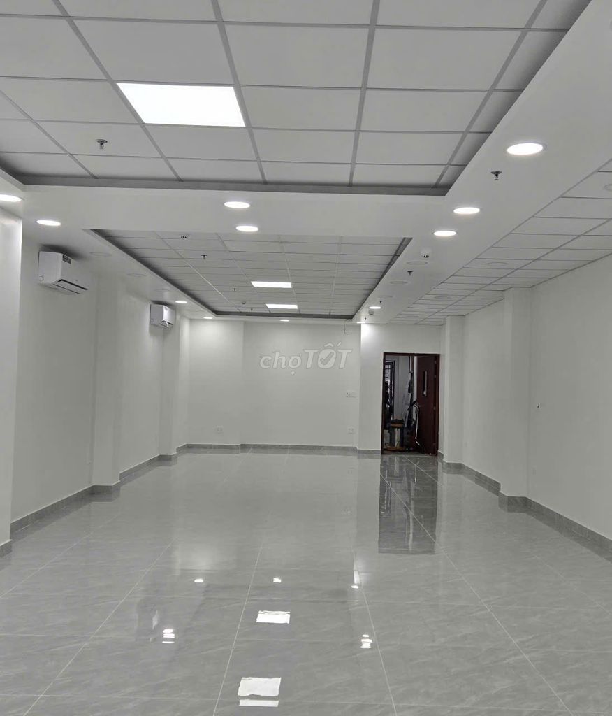 Phan Xích Long alley - Phú Nhuận 01 6 x22 M 011 1 MM 3rd floor 0155 million a month