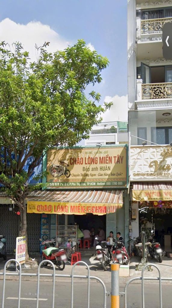 - Nguyễn Sơn 4 x13 m business front