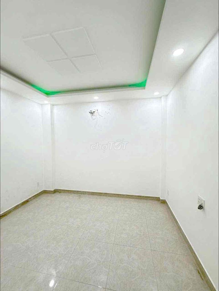 11 million - 3 floors - 4 bedroom - car alley - Hương Lộ 2, Bình Tân