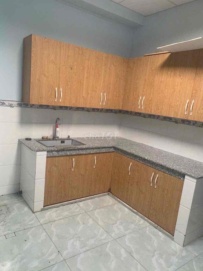 Rent Ngã Tư Ga 1st floor 2 bedroom