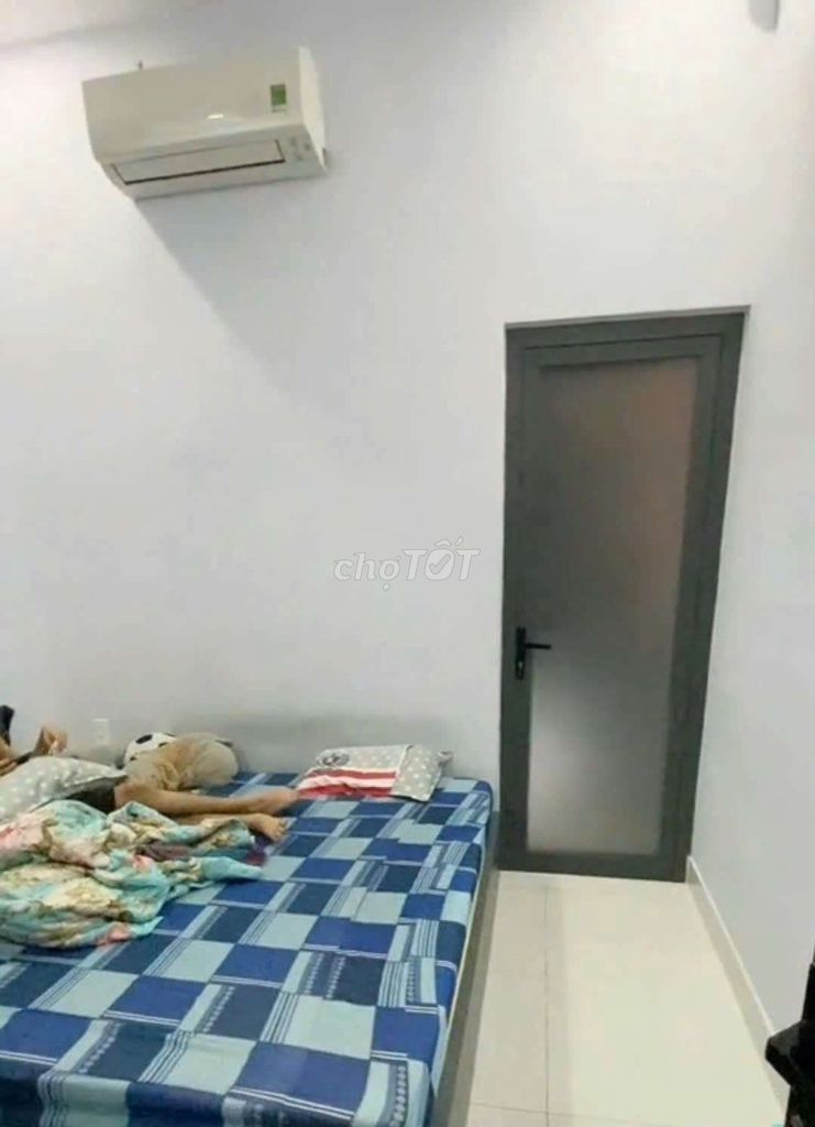 Rent a 1 st floor - 192 Phú Thọ Hòa, Tân Phú - 12 million.