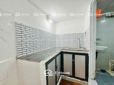The student room is 1 m8, just in Kinh Dương Vương-Xenza Jiang-Jura.