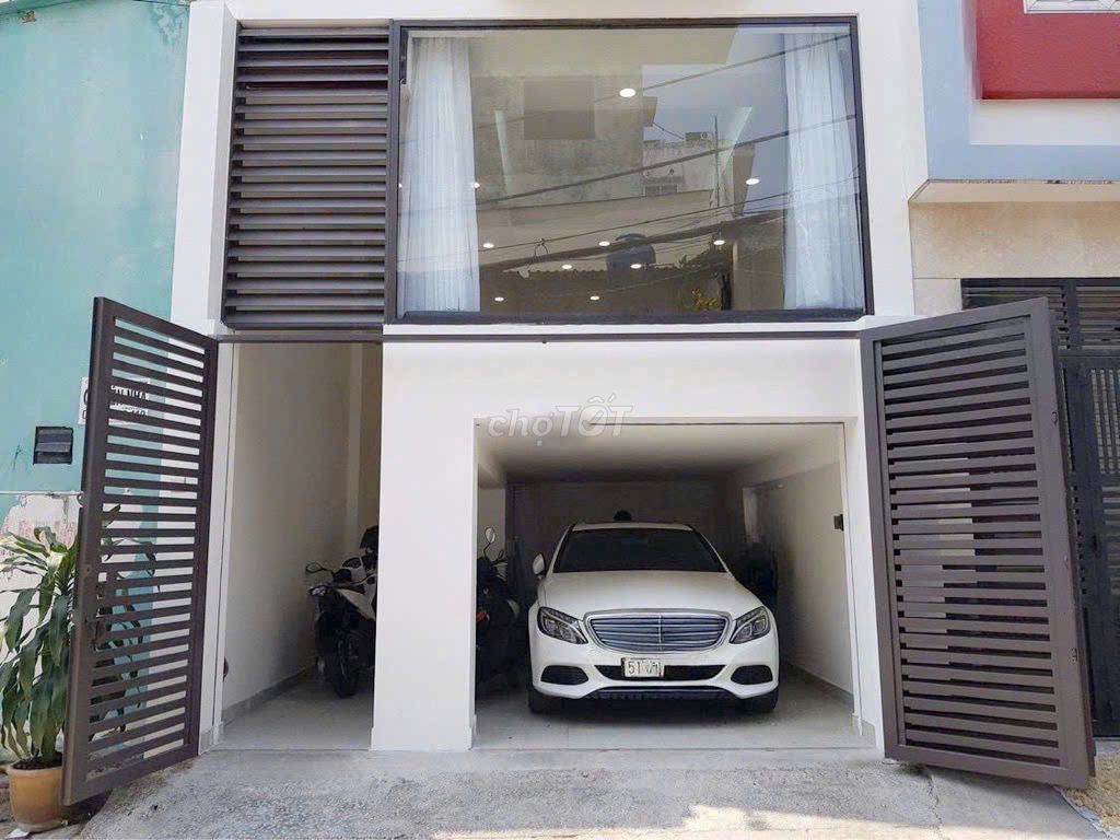 Rendez's drug house 12 bt 5 x16 M, 4 bedrooms, 19 million a month,