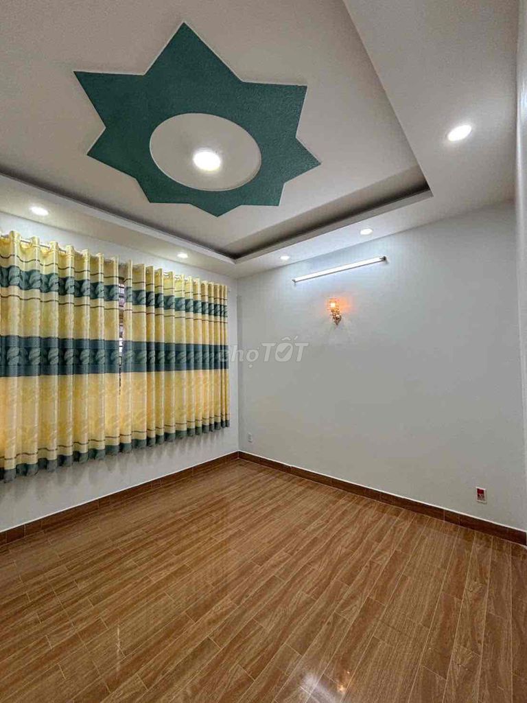 Hall 47 Bình Thành - 4 rooms 11 million a month.