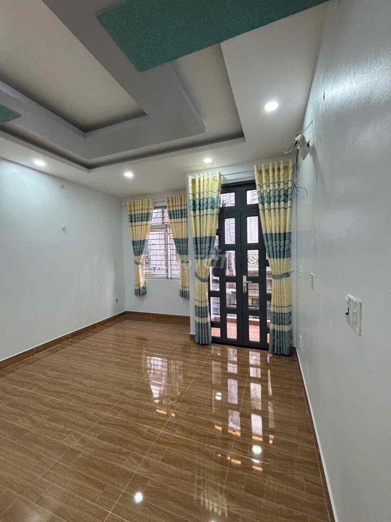 Hall 47 Bình Thành - 4 rooms 11 million a month.