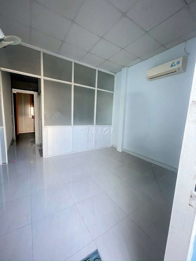 Ground floor three bedrooms near Lâm Văn Bền.