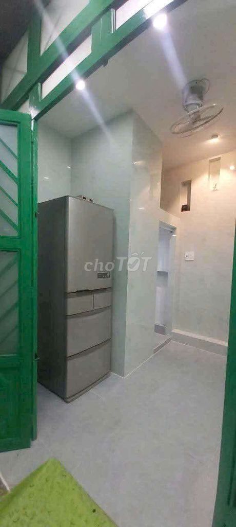 Renting Lý Chính Thắng, District 3, 2 sleeping burns, enough furniture, TLl