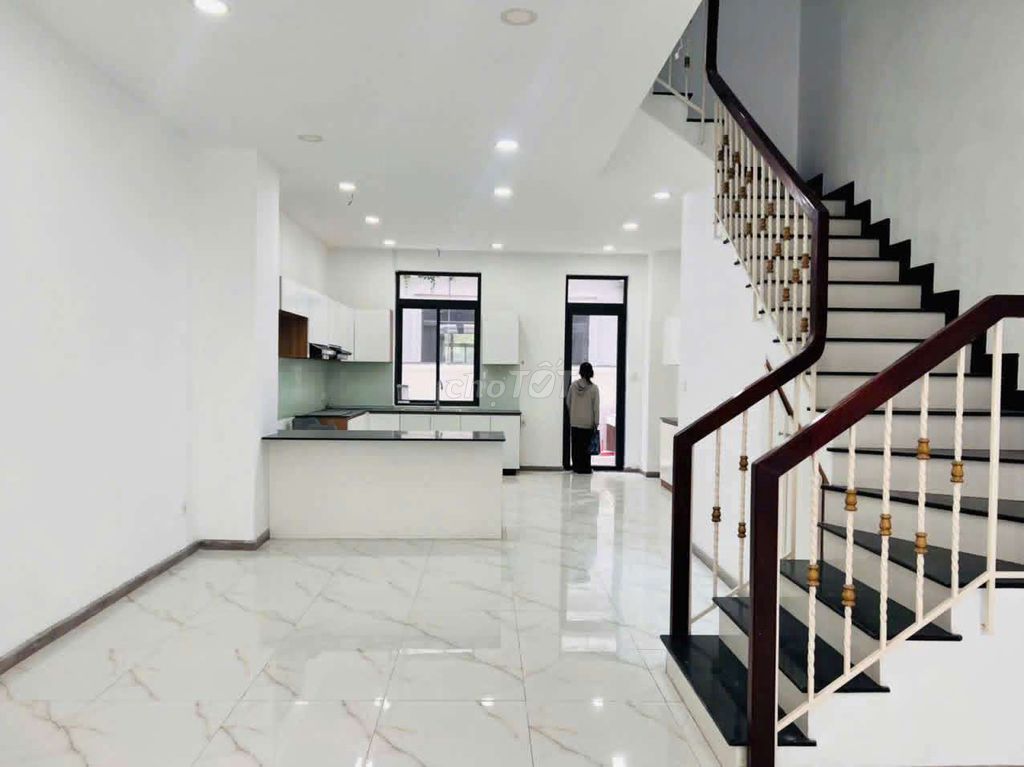 Rent the original Lakeview An Shire 2 compound 6 x 16 meters beautiful new home