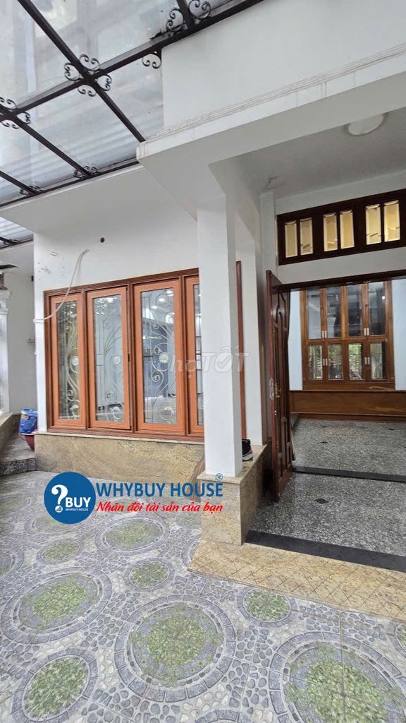 Rent a two-sided villa, 20-foot-an-tea, 8 x 15 meters, 3 floors, nice house, 27 million.