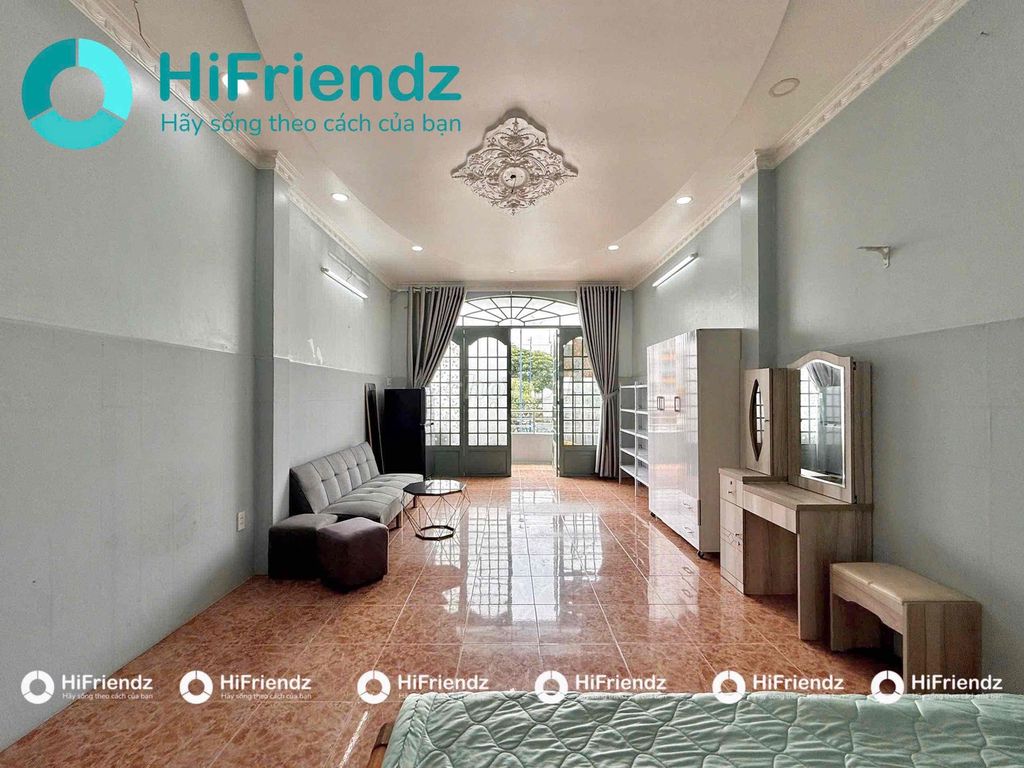 Rent the entire first floor full of furniture with balconies near the float church.