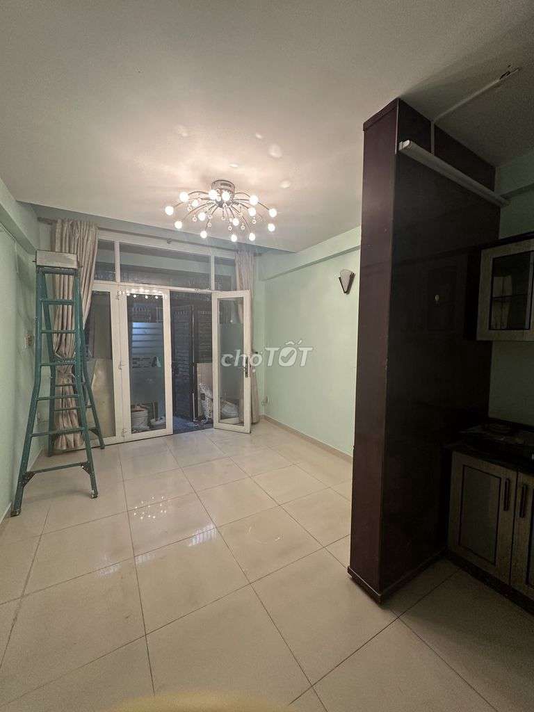 Home 1 .3 deck 3 x10 meters 3 room hẻm 400 Lê Văn Sỹ alley