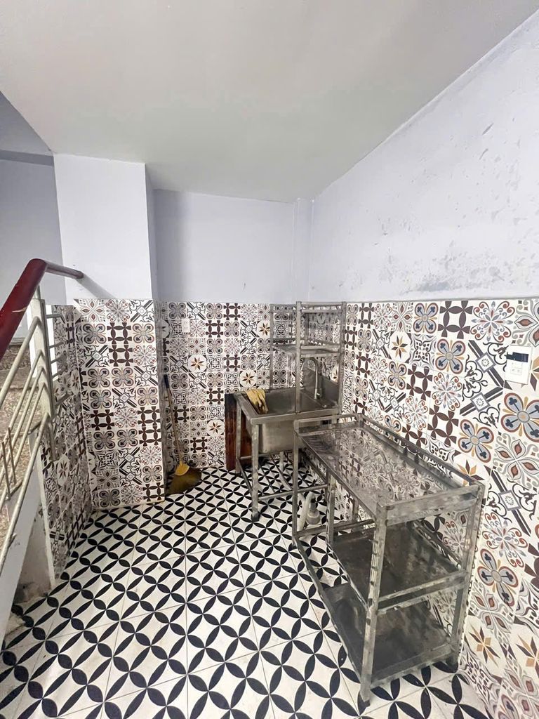 Scoundrel 3 bedroom 3 v.