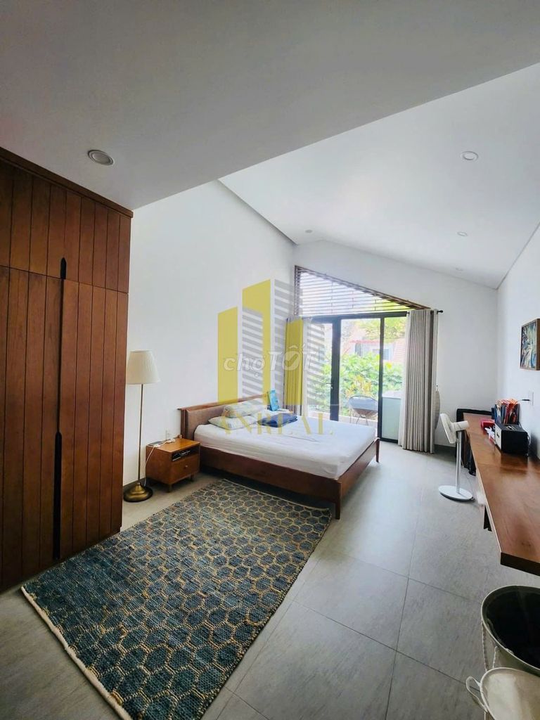 Renting villa pool in Thảo Điền - 70 million.