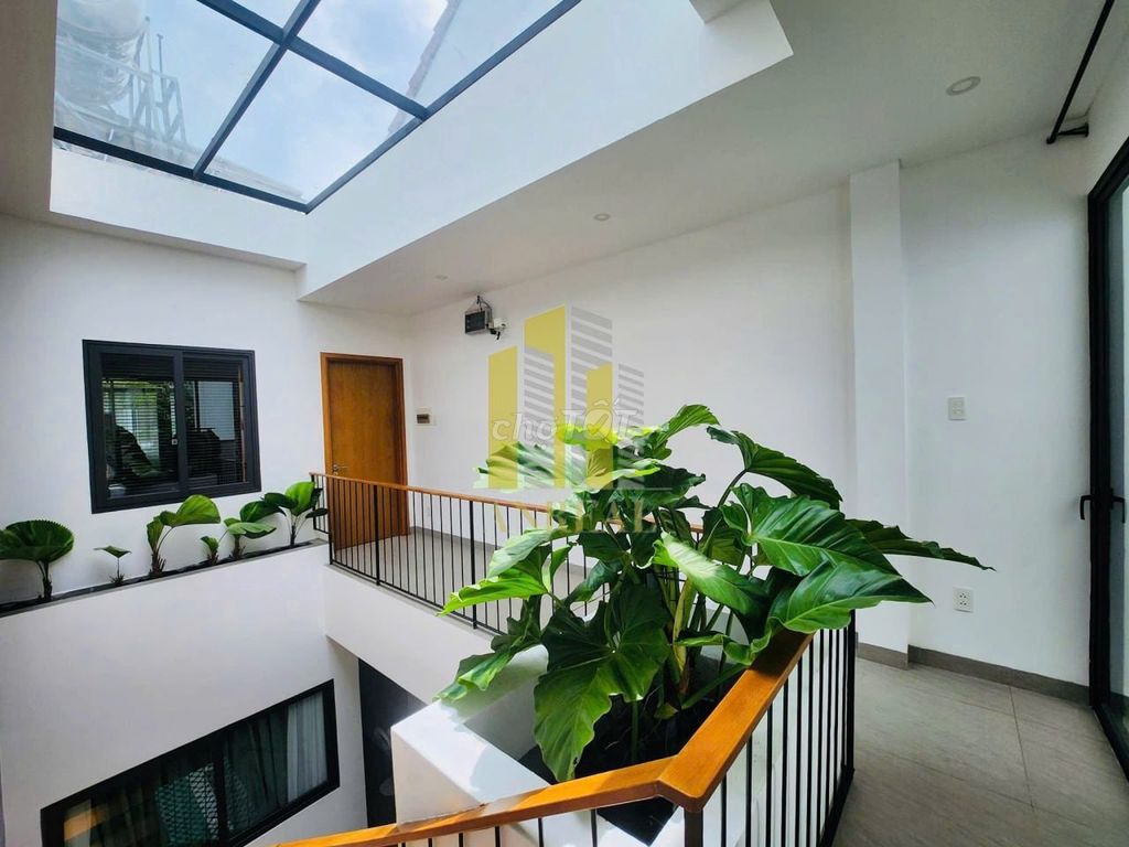 Renting villa pool in Thảo Điền - 70 million.