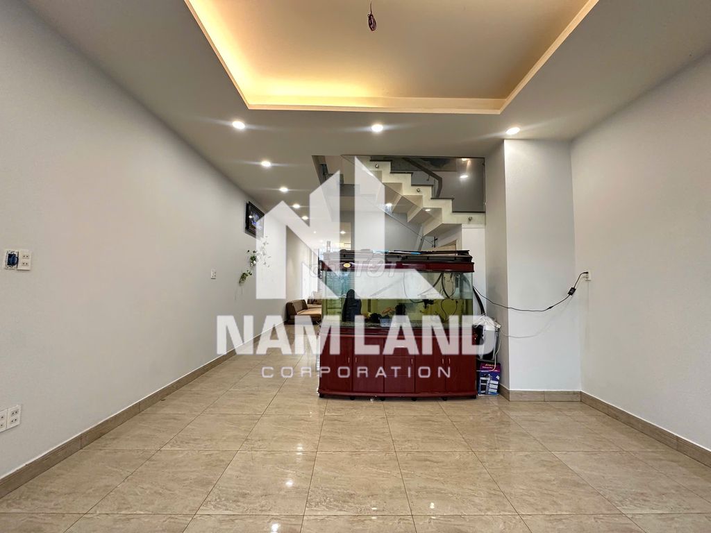 The house is rented three blocks full of furniture 5 blocks of the Great Lands for 27 million