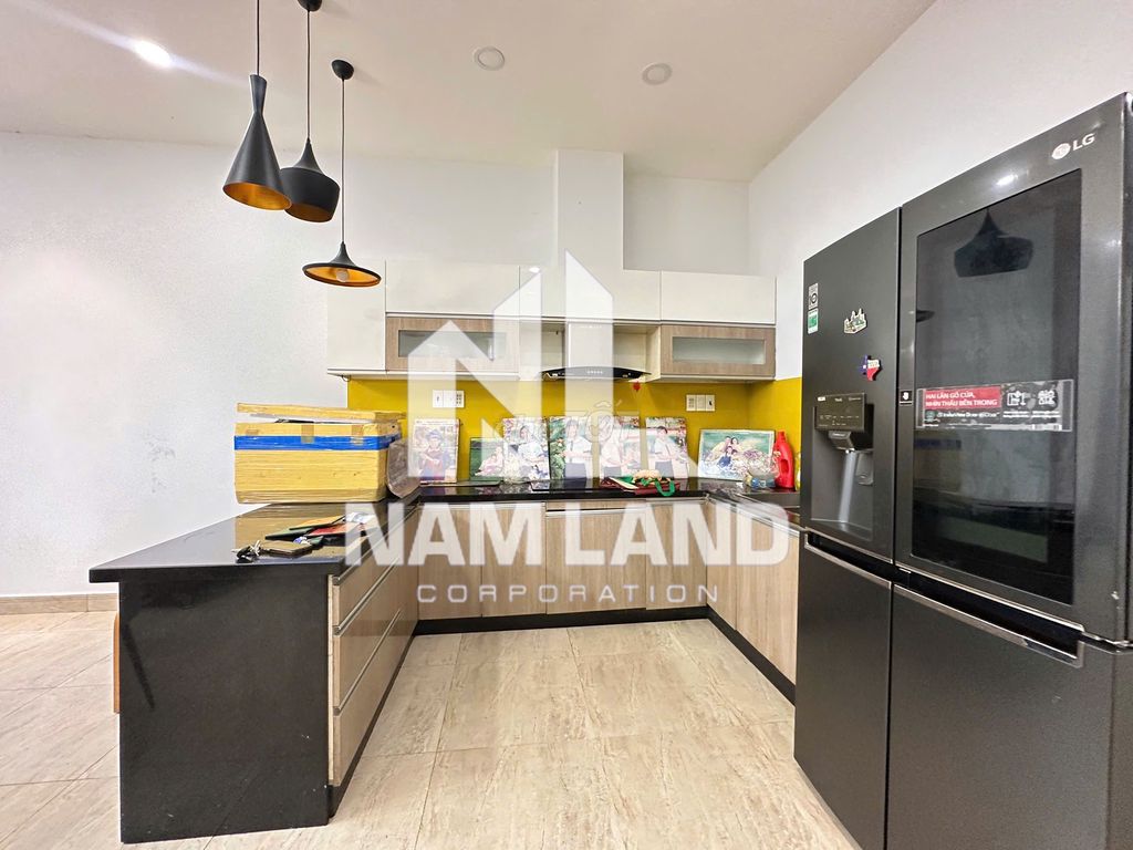 The house is rented three blocks full of furniture 5 blocks of the Great Lands for 27 million
