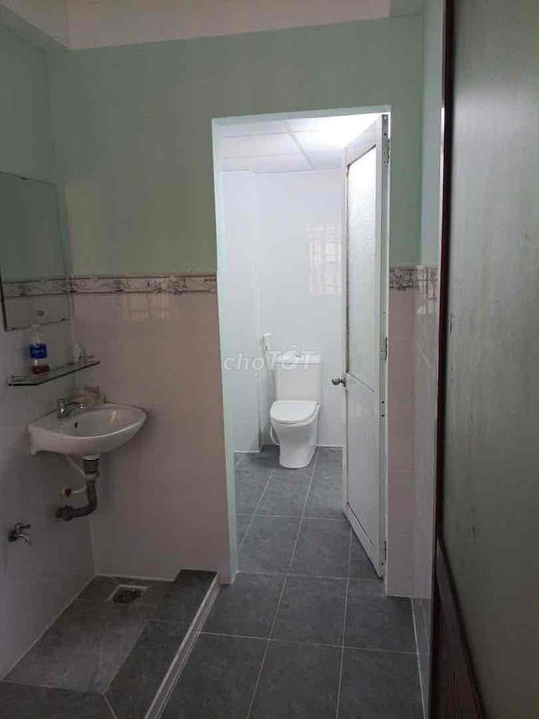 Rent Dg Lò Lu 7 million - 2 bedrooms - District 9 alley