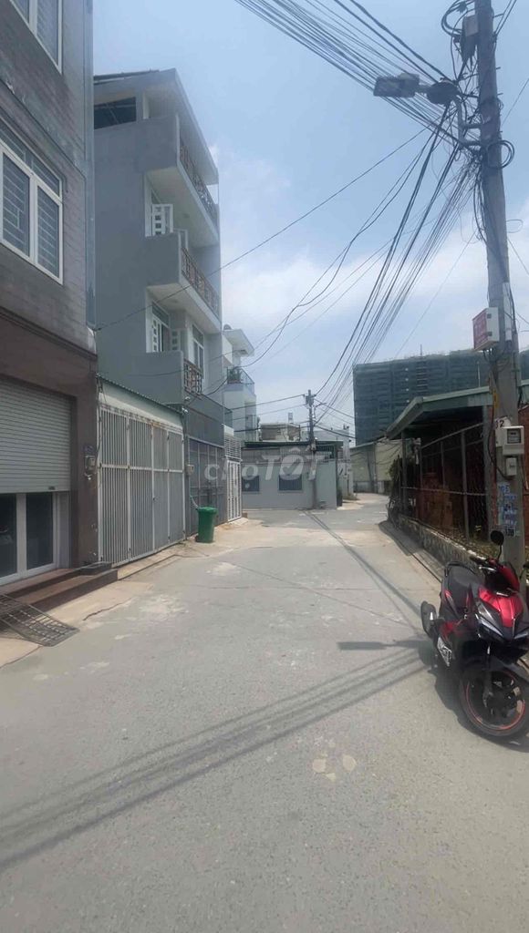Rent Dg Lò Lu 7 million - 2 bedrooms - District 9 alley