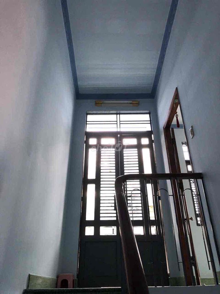 Rent 5 x 5mm 2nd floor 2 bedroom 3 Tân Bình toilet