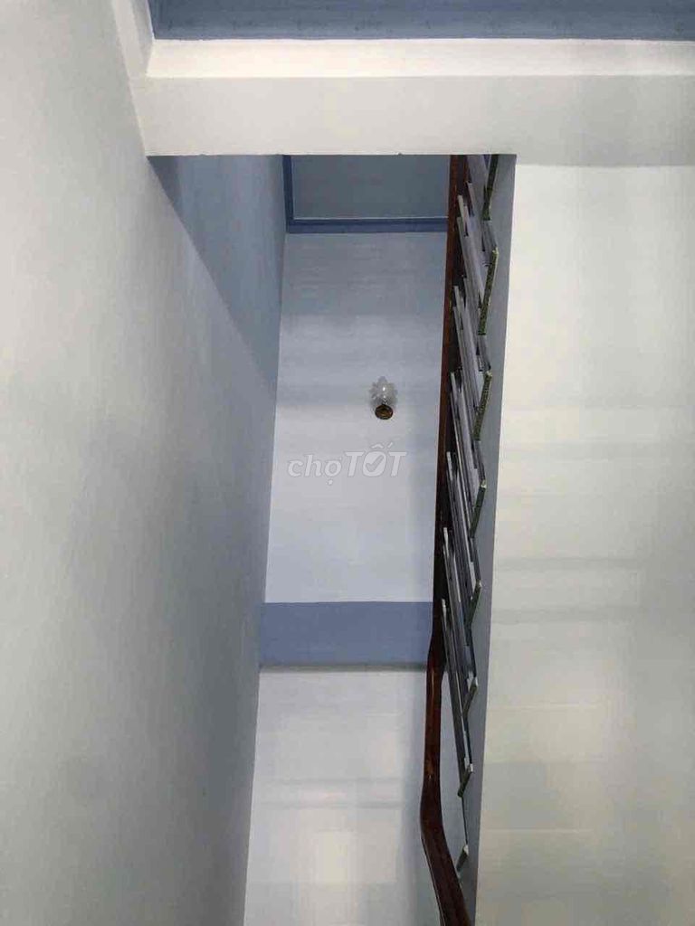 Rent 5 x 5mm 2nd floor 2 bedroom 3 Tân Bình toilet