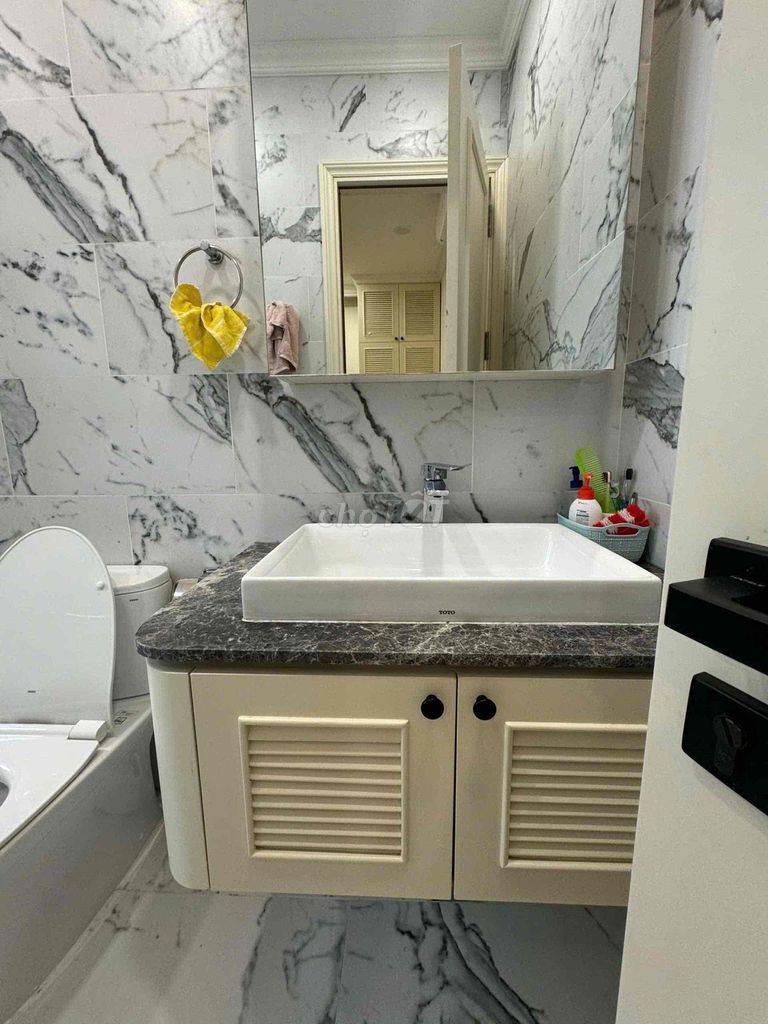 Rent the villa next to the top-class furniture pool next to the DARPA