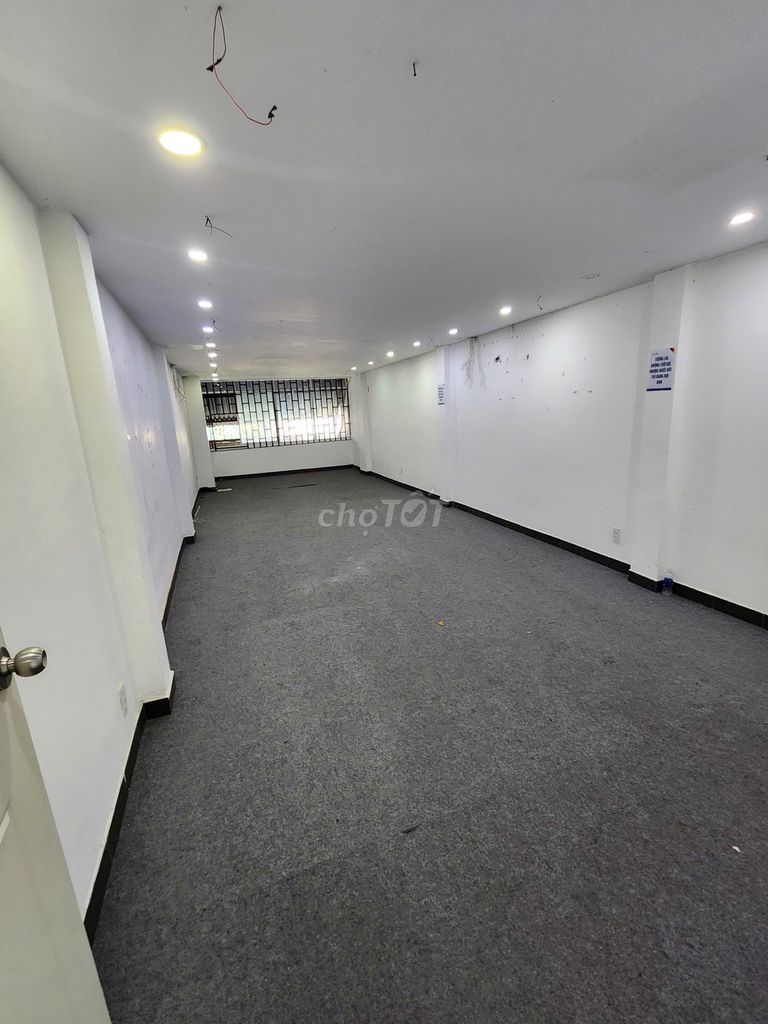 5 x-price-- 1 Mạc Đĩnh Chi house, 1 - area 4 x 20 meters, 4 stories, 7 bedrooms.