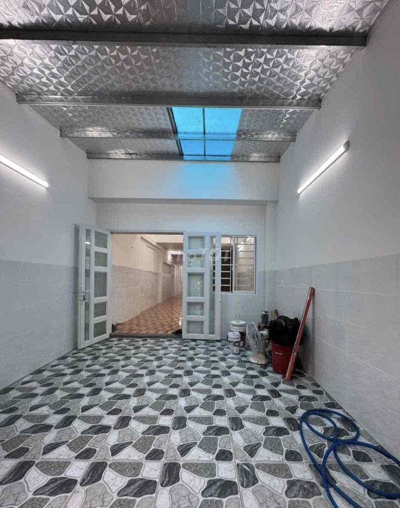 Tân Sơn Nhì through 4 x 20 new bedroom, 2 bedrooms, 2 toilets, all the way