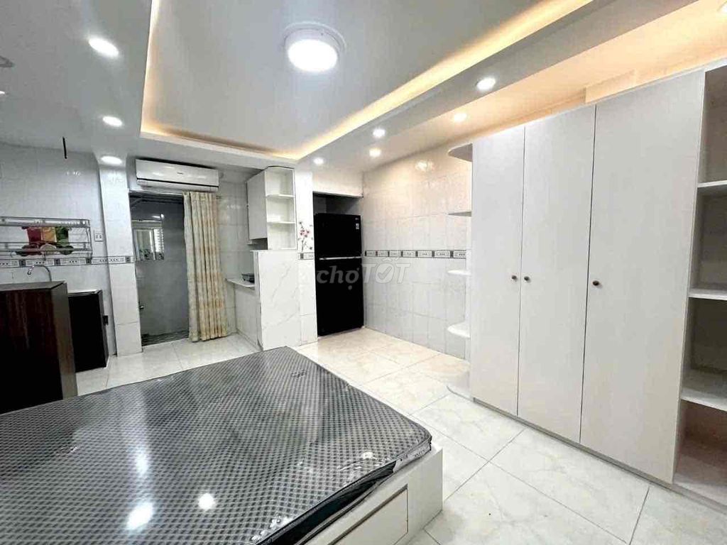 Rent the whole house-- Full new furniture 100%