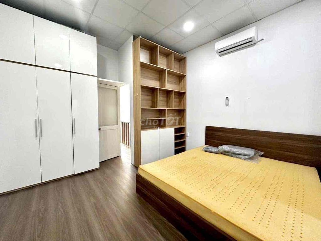 Rent the whole house-- Full new furniture 100%