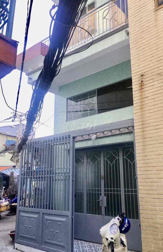 Three, six x seven meters per inch plus one floor. New hóa. Kilimanjaro 14. District 6
