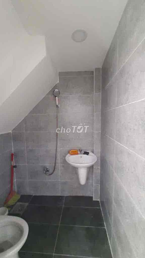 ground floor 1 2 bedroom, Bà Hạt District 10 near the front of the road