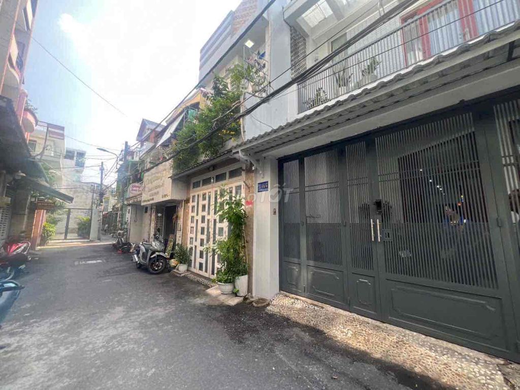 Rent the Nc 3 bedrooms 4 toilets 1146/ Quang Trung-7-3.