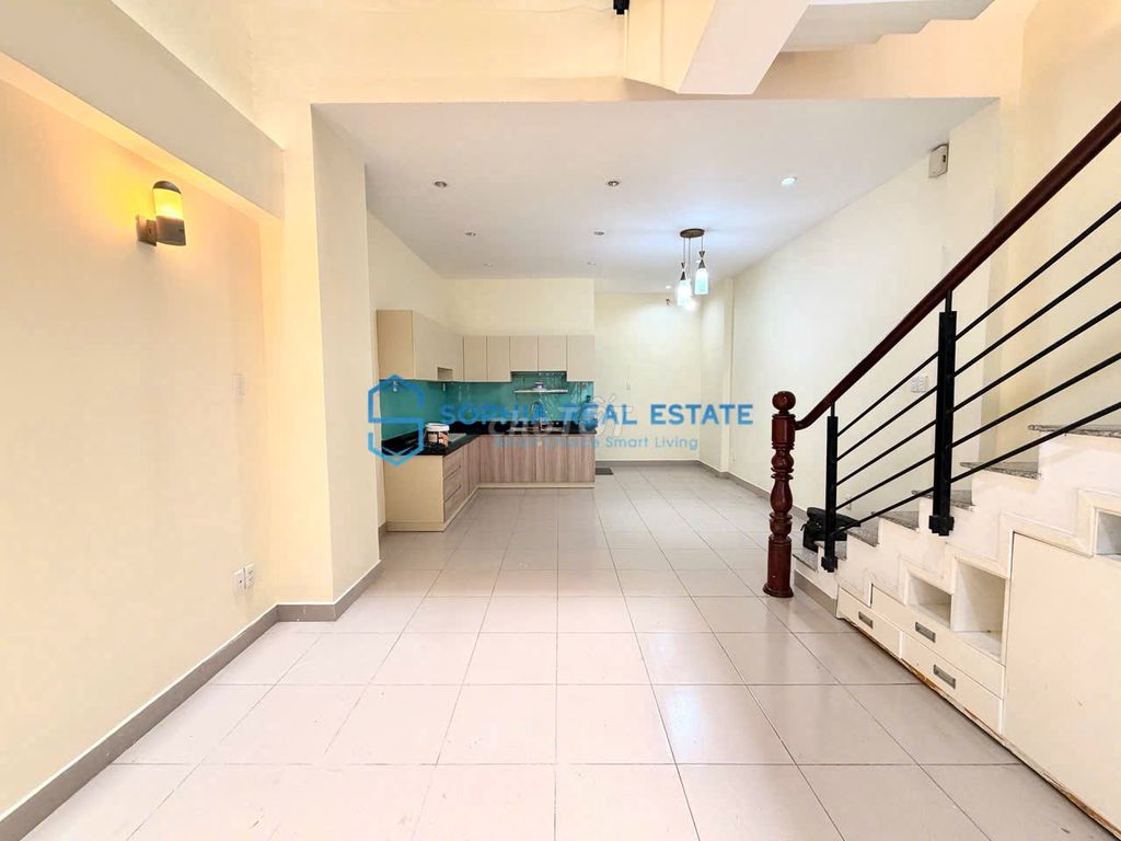 Hot! Nice house - space open 3 4 floors match at +730 studio