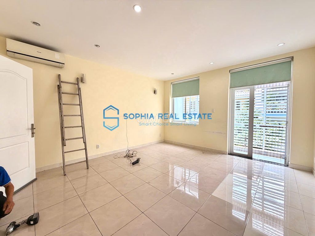 Hot! Nice house - space open 3 4 floors match at +730 studio