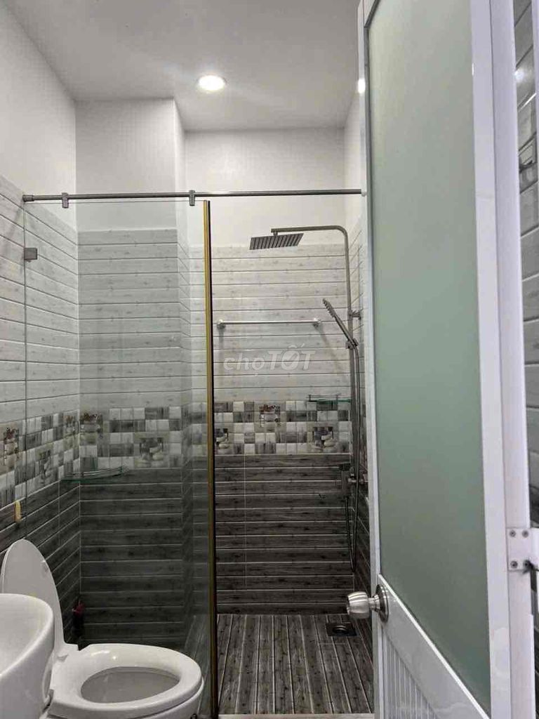 House 1 .2th floor 4 x16 4 bedroom 3 full interior bathroom close to Liên Phường